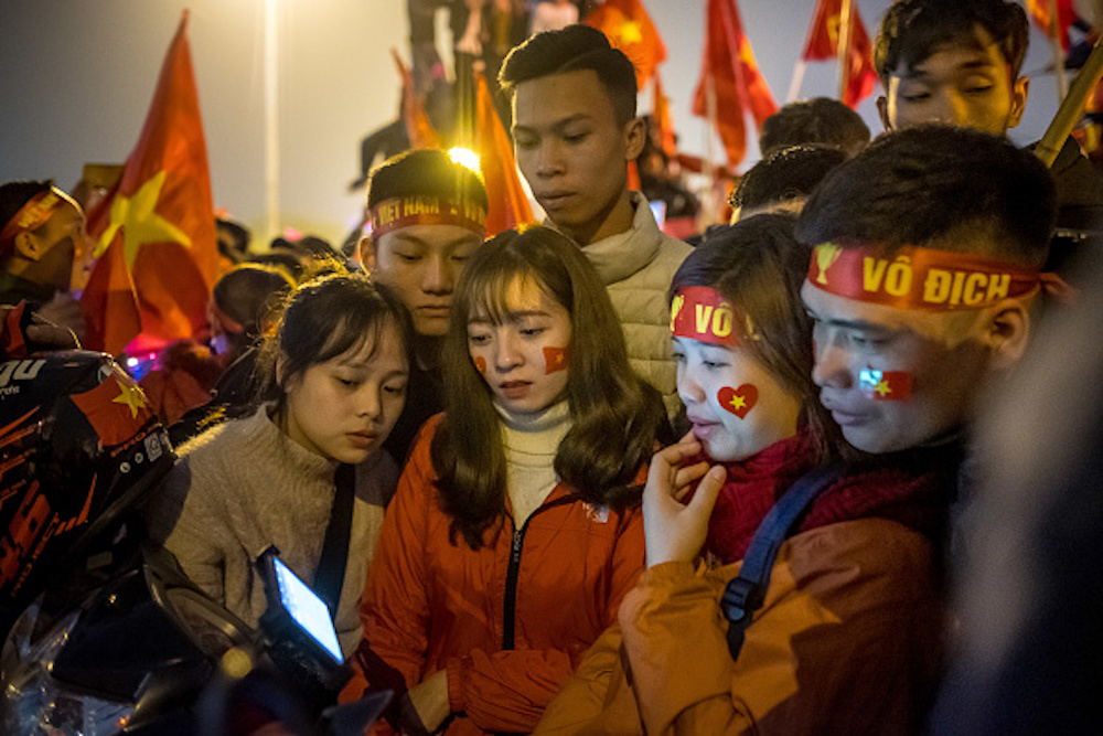 红蓝大战再燃战火 切尔西曼联最新比分走势分析